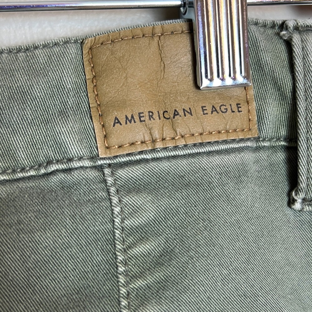 American Eagle Green Cargo Pants Women's Size 6 Wide Leg Streetwear Y2K 6 - Picture 4 of 7